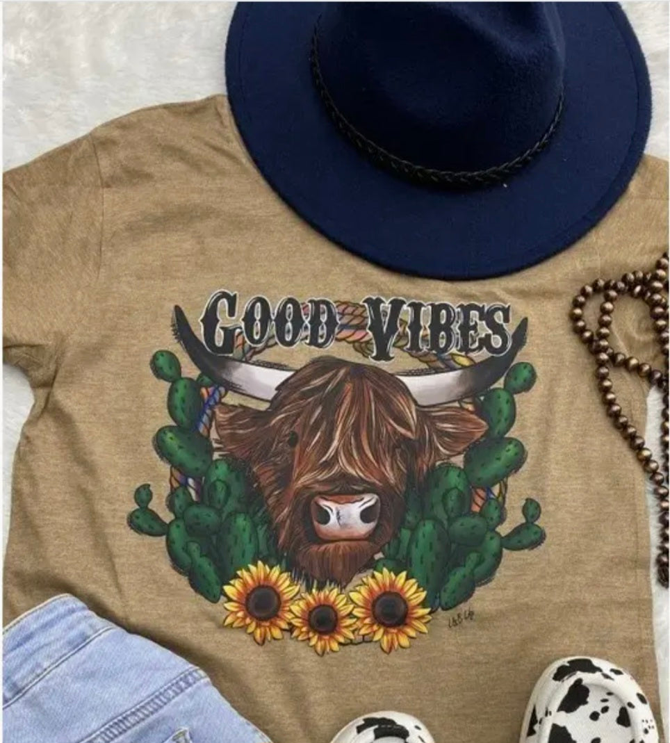 Vibin' highland tee