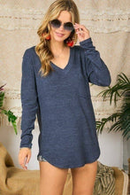 Load image into Gallery viewer, V-NECK LONG SLEEVE SOLID TOP NAVY
